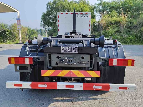 中國重汽新能源EV純電動(dòng)鉤臂式垃圾車|華威馳樂牌SGZ5310ZXXWPBEV純電動(dòng)車廂可卸式垃圾車