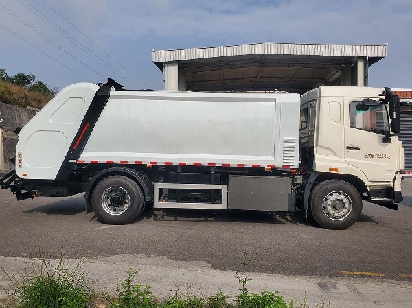 華威馳樂(lè)牌SGZ5180ZYSWPBEV純電動(dòng)壓縮式垃圾車(chē)|中國(guó)重汽新能源EV純電動(dòng)壓縮式垃圾車(chē)|垃圾轉(zhuǎn)運(yùn)車(chē)
