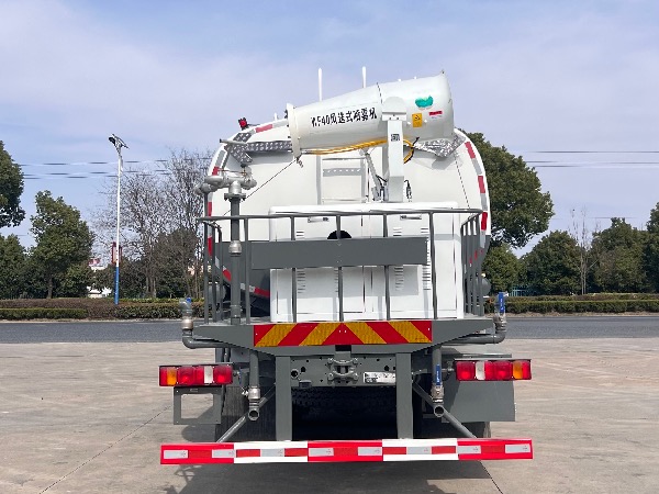 中國(guó)重汽汕德卡系列8x4綠化噴灑車|中國(guó)重汽湖北華威制造24立方灑水車|華威馳樂牌SGZ5311GPSZZ6C5型綠化噴灑車|霧炮車|抑塵車