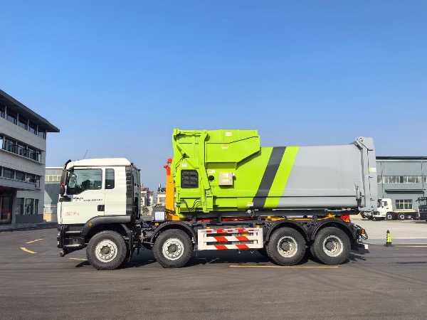 華威馳樂牌SGZ5311ZXXZZ6C5車廂可卸式垃圾車｜中國重汽汕德卡8x4鉤臂式垃圾車｜垃圾轉運車
