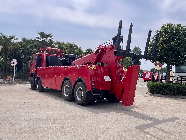 中國重汽HOWO豪沃8x4拖吊連體清障車【海外版】｜清障車｜道路救援車