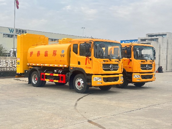 東風(fēng)多利卡D9高速公路路面養(yǎng)護車【配100K防撞緩沖包】｜華威馳樂牌SGZ5180GPSEQ6綠化噴灑車綠化噴灑車｜防撞緩沖車